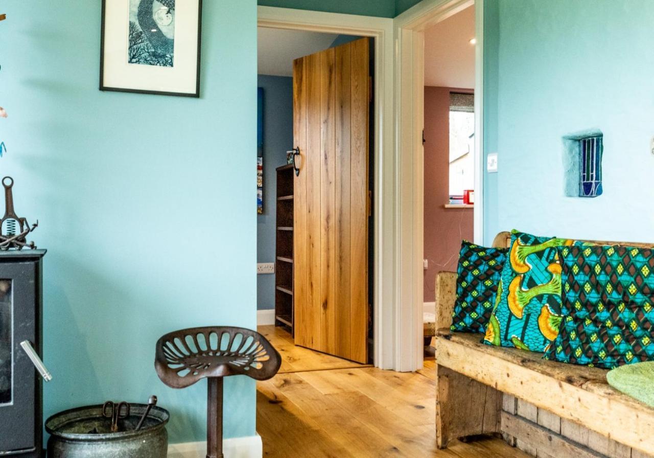 Penrhiw - A Country Cottage With Mountain Views Newport  Eksteriør billede