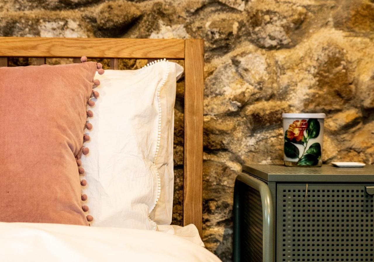 Penrhiw - A Country Cottage With Mountain Views Newport  Eksteriør billede