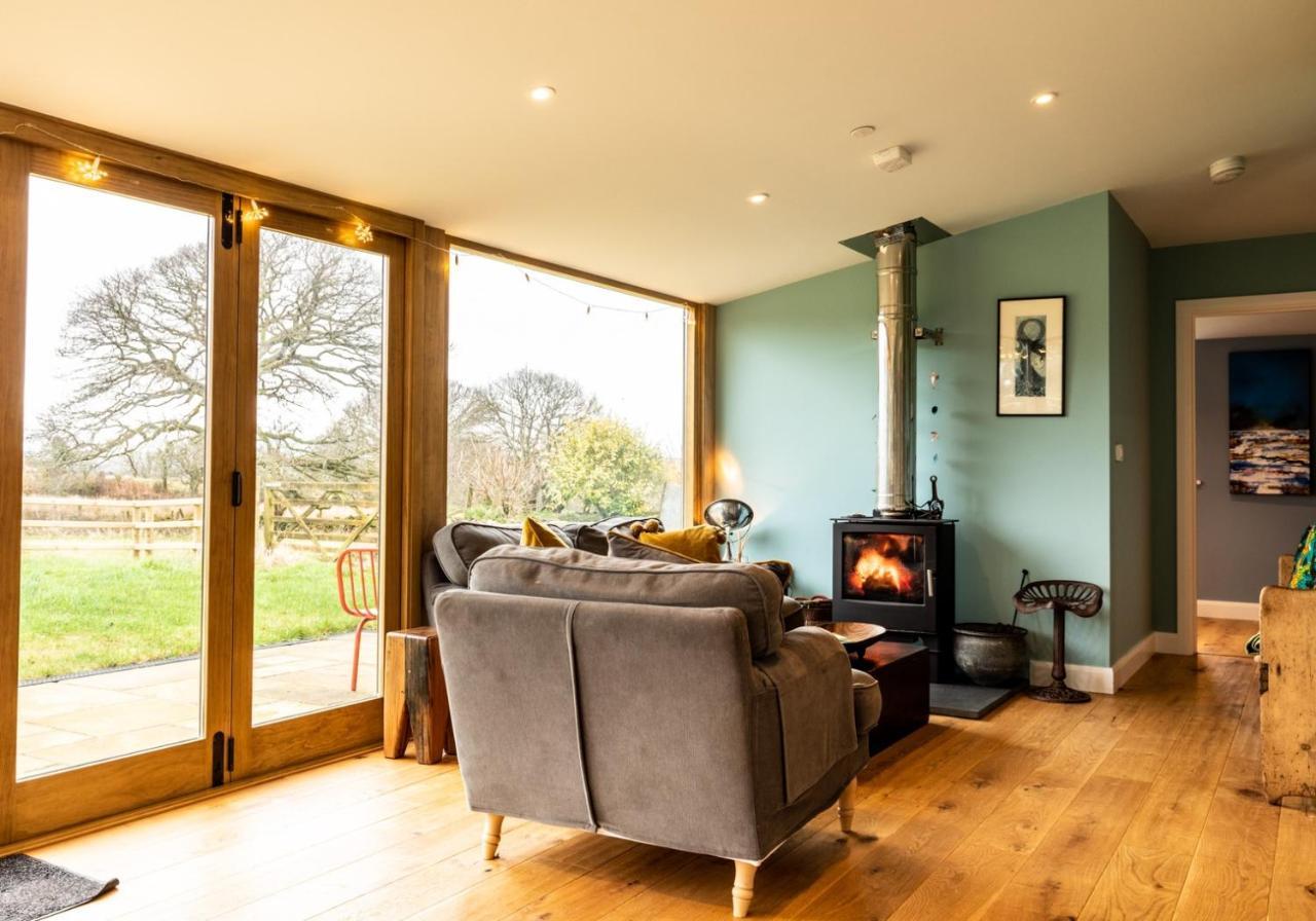 Penrhiw - A Country Cottage With Mountain Views Newport  Eksteriør billede
