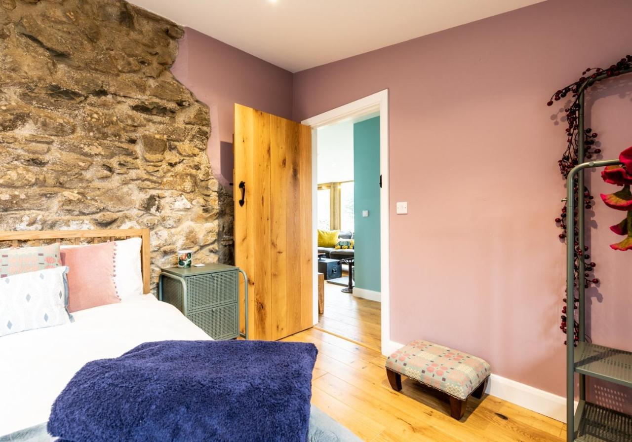 Penrhiw - A Country Cottage With Mountain Views Newport  Eksteriør billede